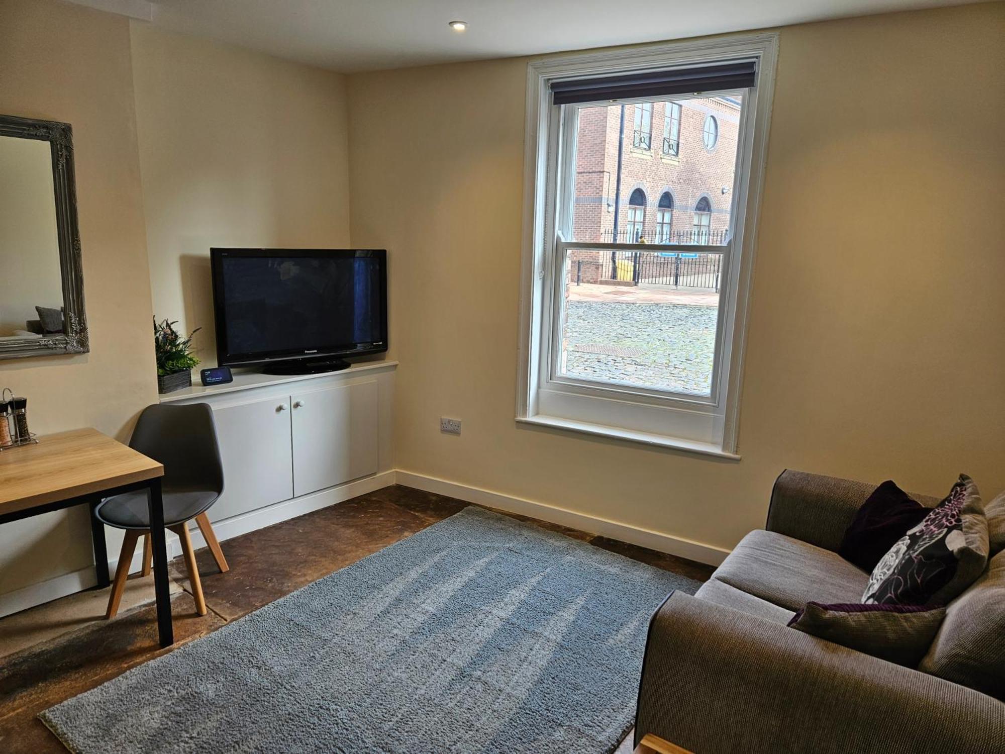 Carlisle Centre The Gavel Apartment
