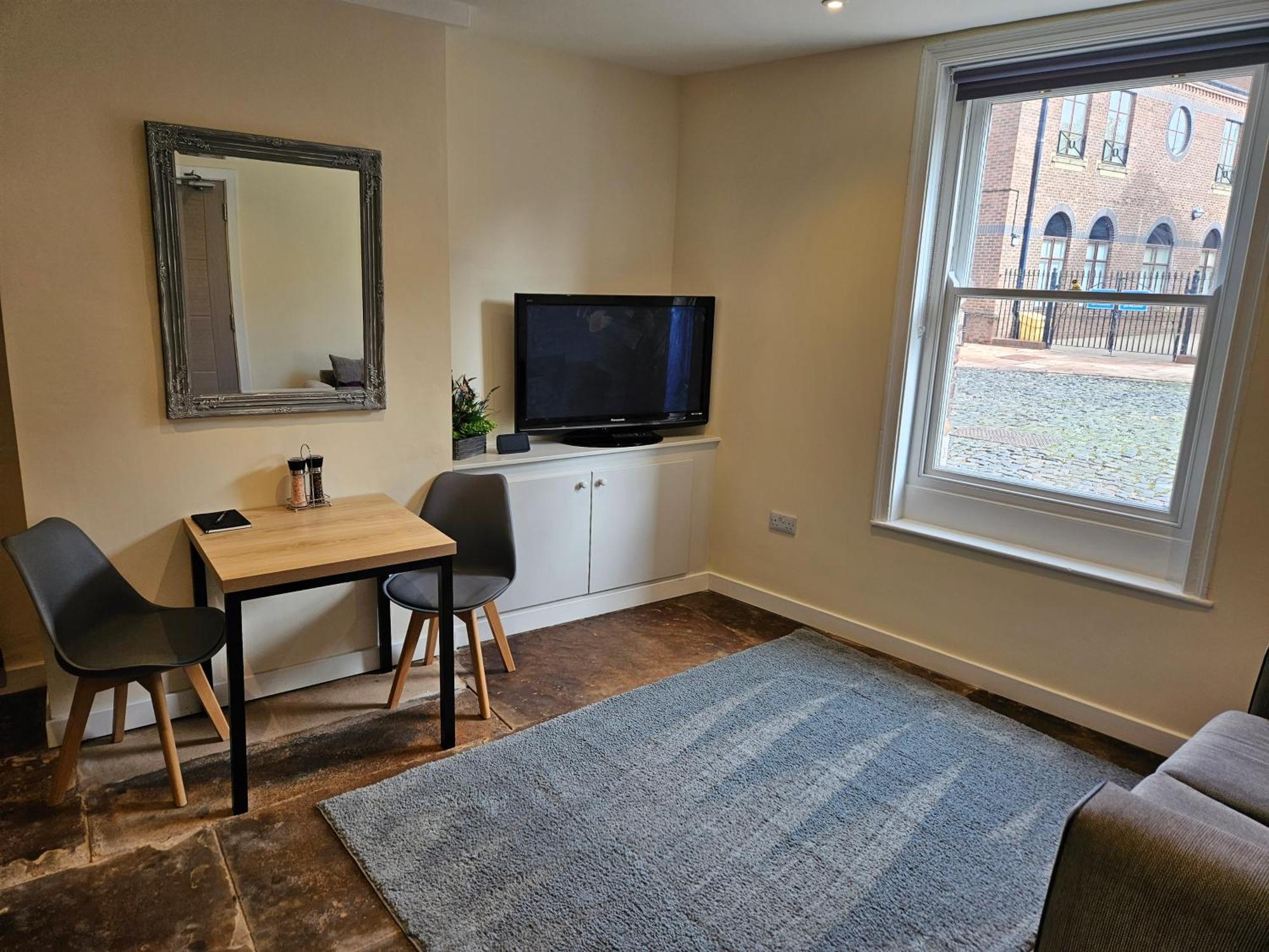 Carlisle Centre The Gavel Apartment *